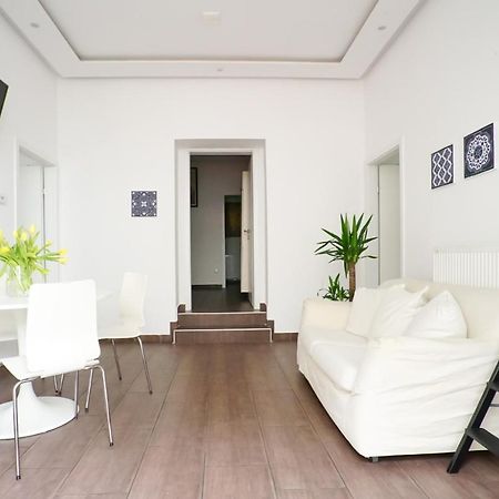 Wonderful Big Apartment Near Yppen Market เวียนนา ภายนอก รูปภาพ