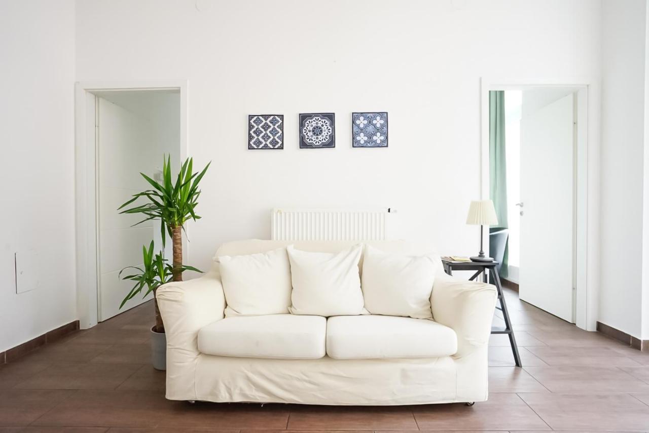 Wonderful Big Apartment Near Yppen Market เวียนนา ภายนอก รูปภาพ