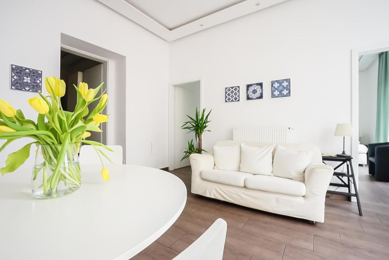 Wonderful Big Apartment Near Yppen Market เวียนนา ภายนอก รูปภาพ